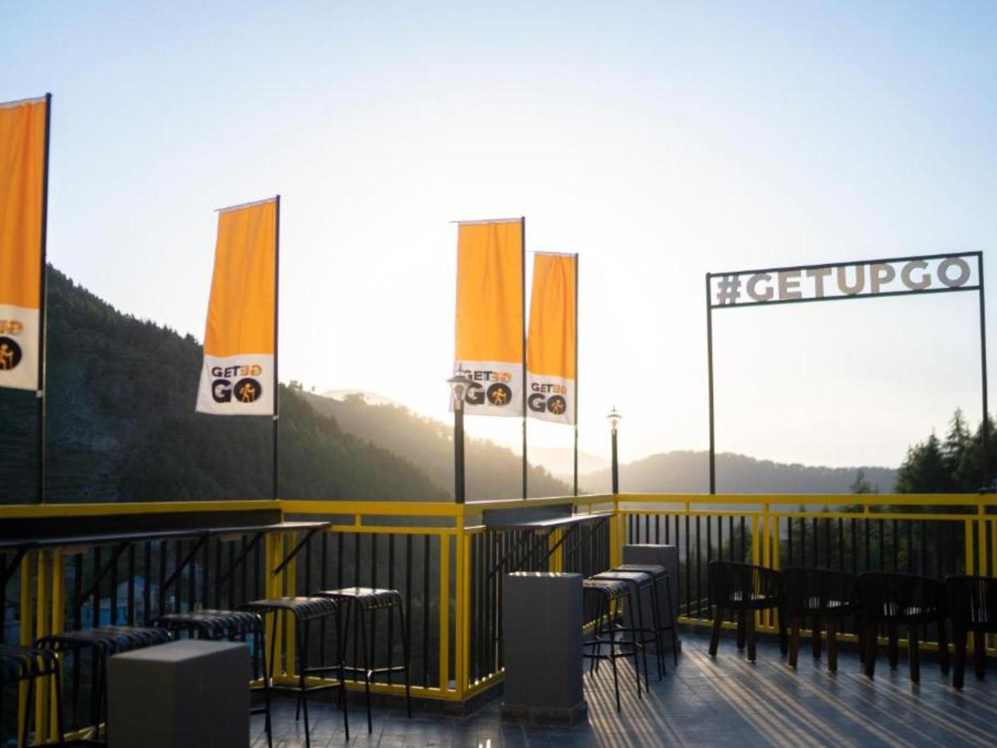 The Hosteller Khajjiar Ngoại thất bức ảnh