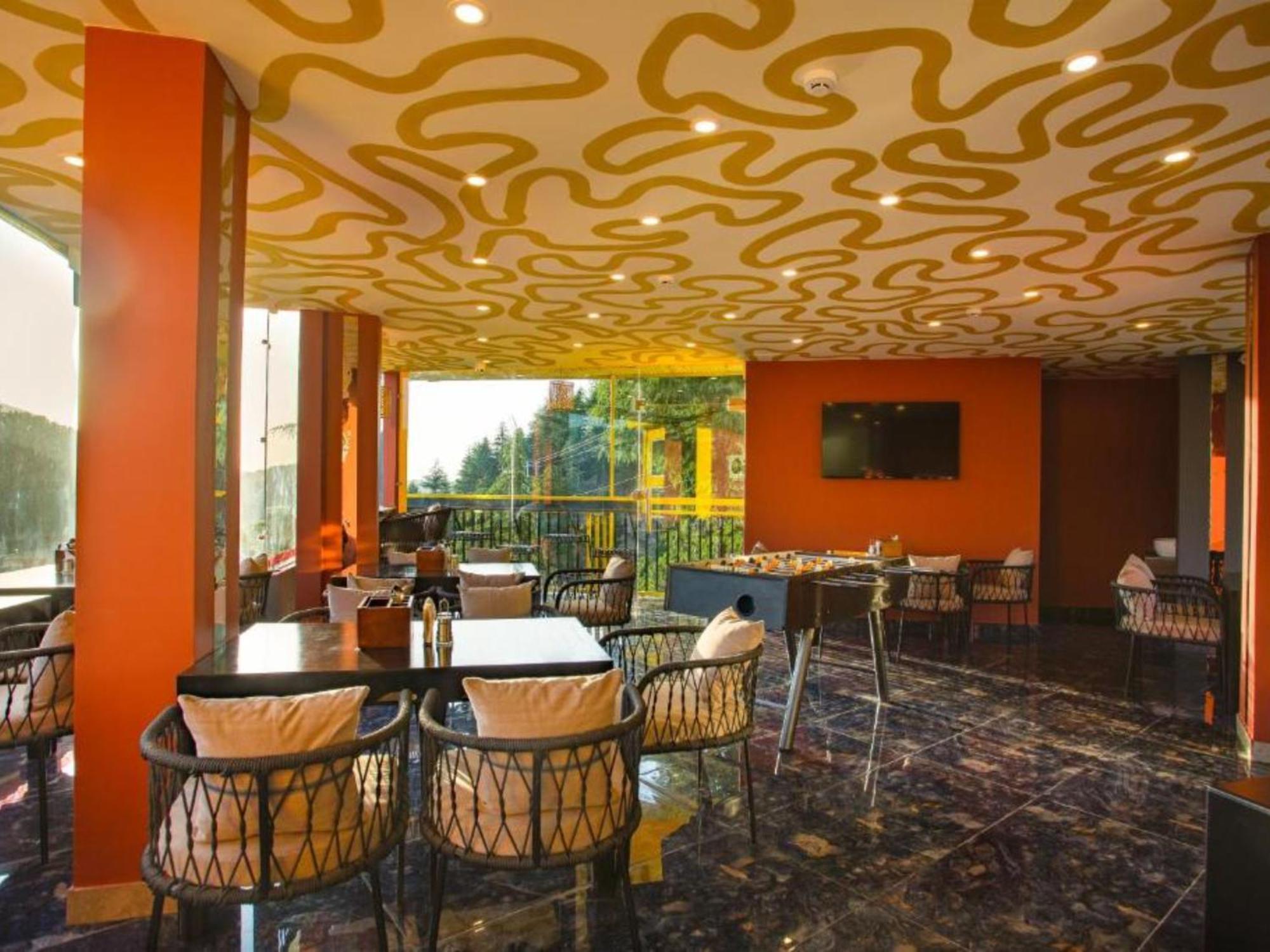 The Hosteller Khajjiar Ngoại thất bức ảnh